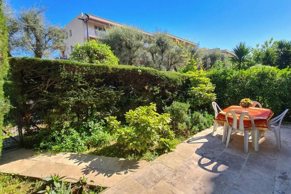 Casalionelantibes 70 Sqm Apartment With Garden And Parking 外观 照片