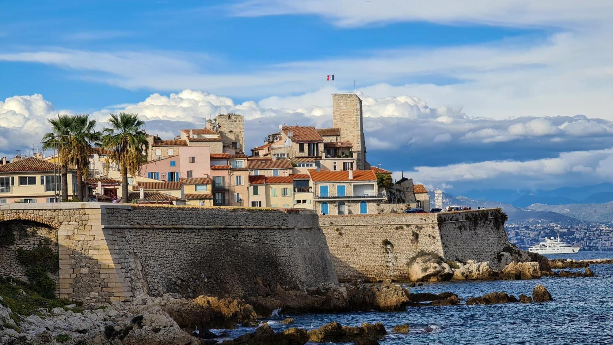 Casalionelantibes 70 Sqm Apartment With Garden And Parking 外观 照片
