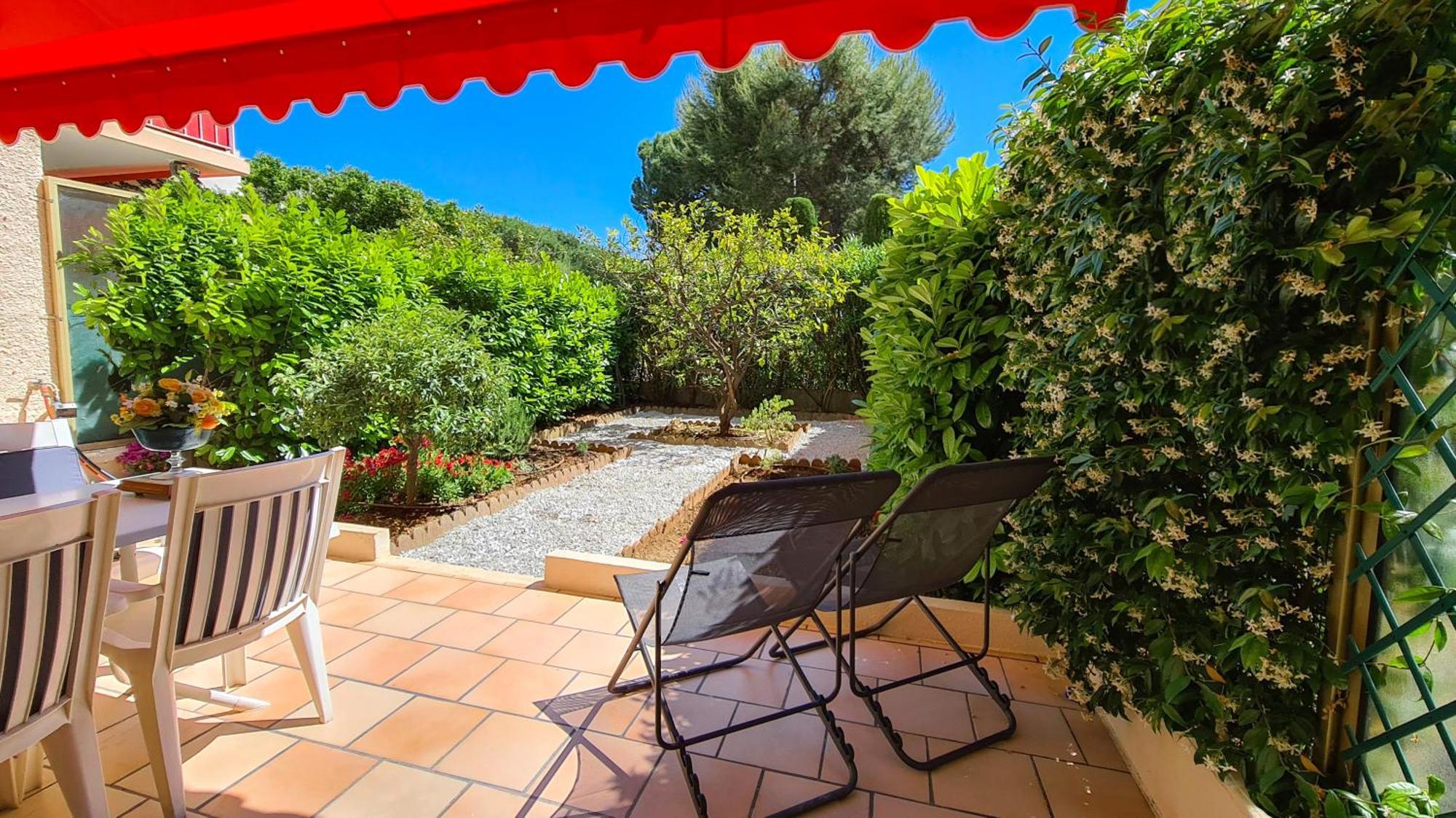 Casalionelantibes 70 Sqm Apartment With Garden And Parking 外观 照片
